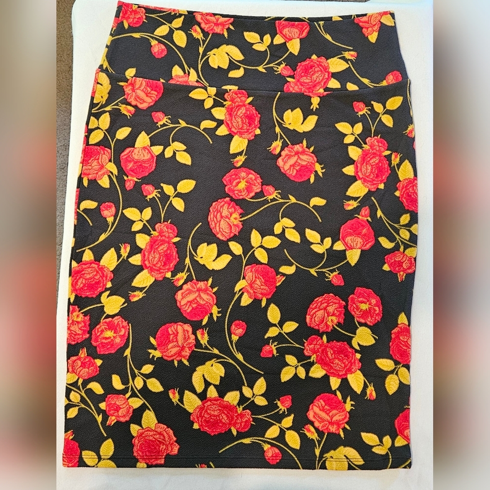 LuLaRoe Cassie Pencil Skirt